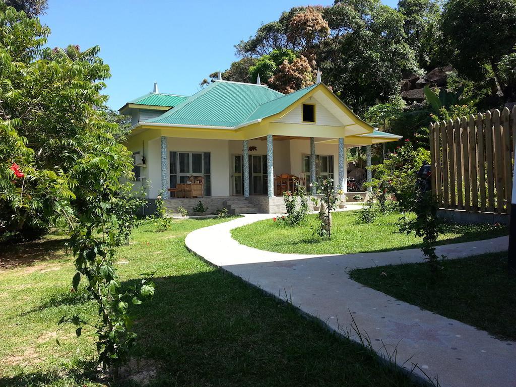 Zanboza Guesthouse La Digue Rum bild