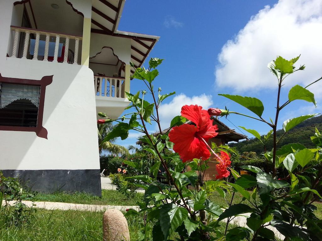 Zanboza Guesthouse La Digue Rum bild